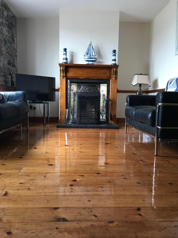 Lovely Apartment Overlooking The Harbour And Bay Ardglass Exterior photo