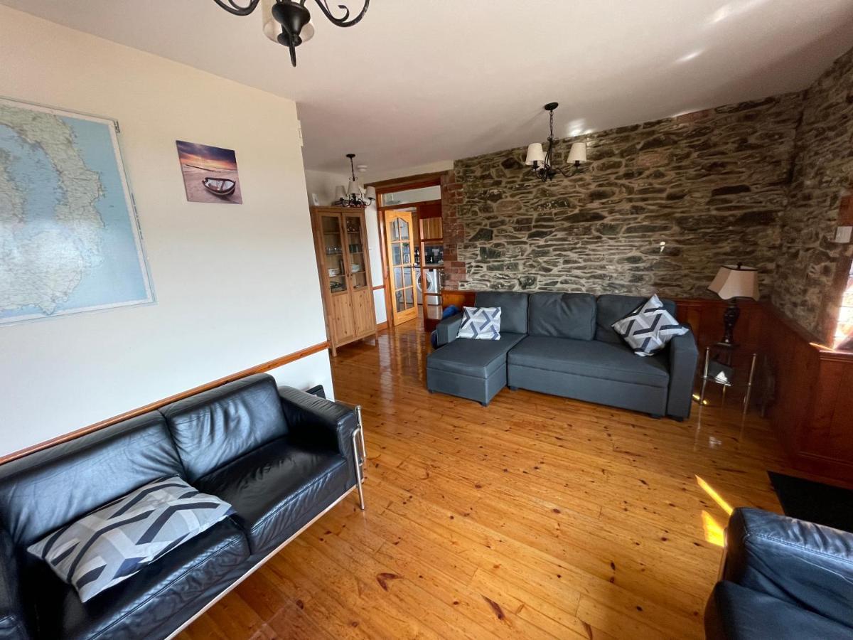 Lovely Apartment Overlooking The Harbour And Bay Ardglass Exterior photo